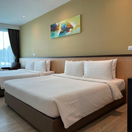 Hotel 7 Suria Kota Kinabalu Exterior foto